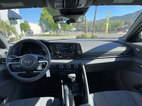 2022 Hyundai Elantra