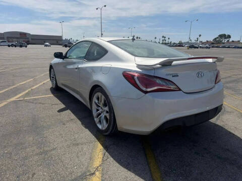 2013 Hyundai Genesis Coupe 3.8 Track