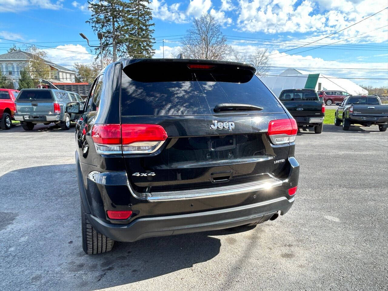 2018 Jeep Grand Cherokee for sale at Upstate Auto Gallery in Westmoreland, NY