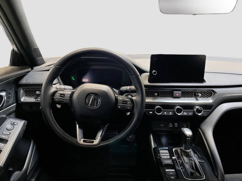 2025 Acura Integra w/Tech w/A-SPEC