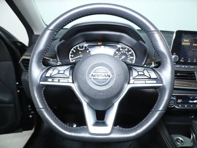 2022 Nissan Altima 2.5 Platinum