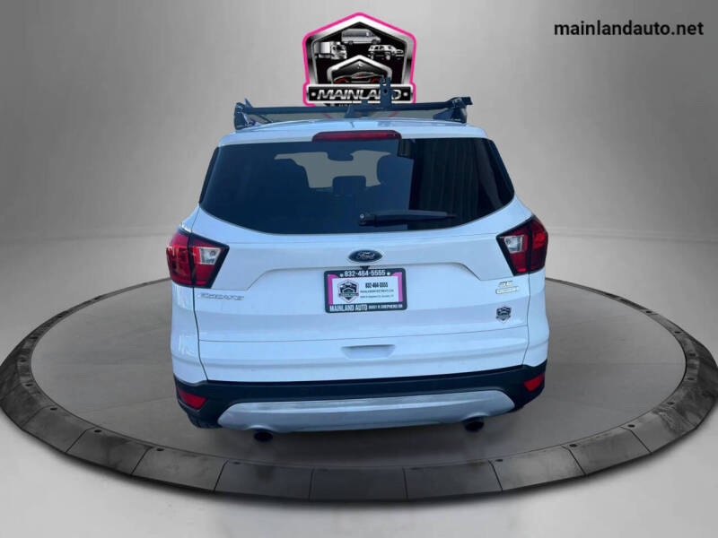 2019 Ford Escape SE