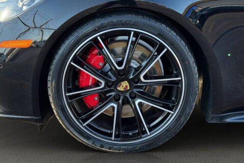 2020 Porsche Panamera GTS