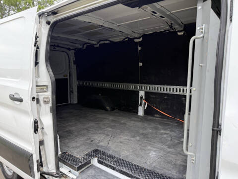 2023 Ford Transit 250