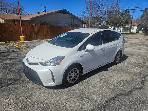 2017 Toyota Prius v for sale at Payam's Autoplex in San Antonio TX