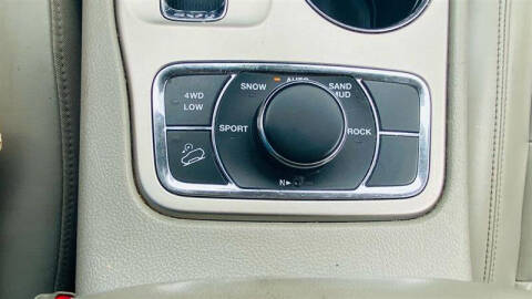 2011 Jeep Grand Cherokee Laredo X