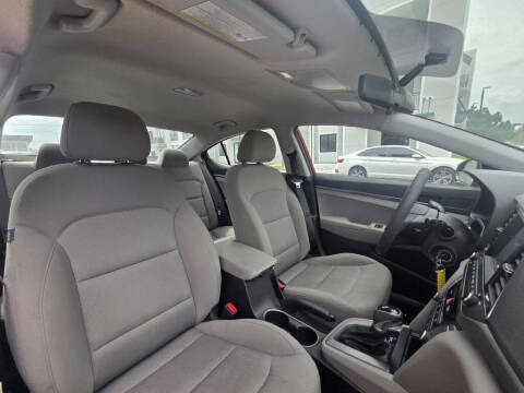 2018 Hyundai Elantra