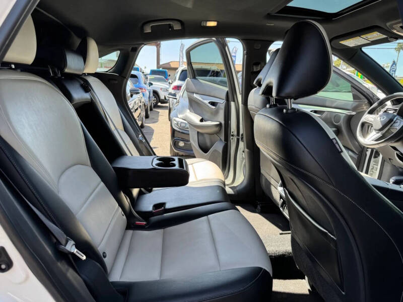 2022 Infiniti QX55 Luxe