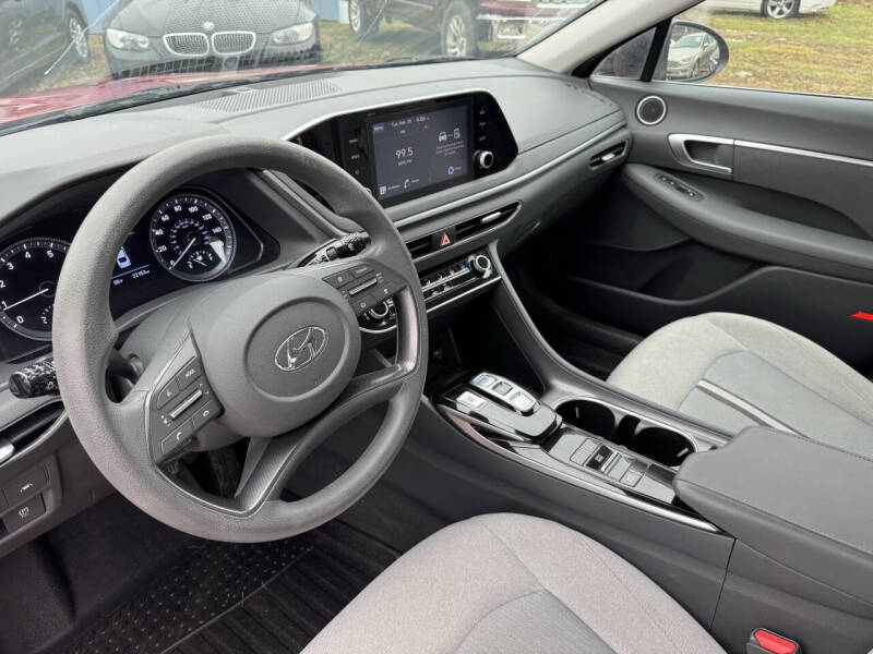 2022 Hyundai Sonata SE