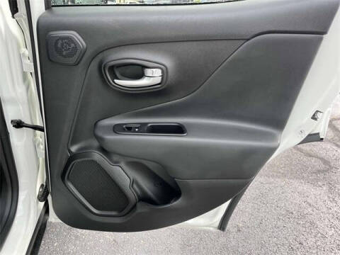 2023 Jeep Renegade Trailhawk