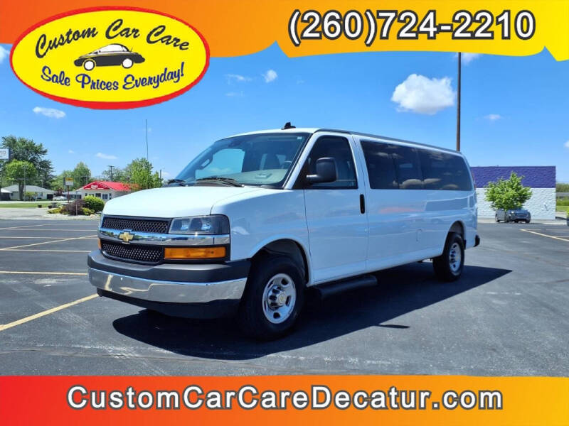 2025 Chevrolet Express LT 3500