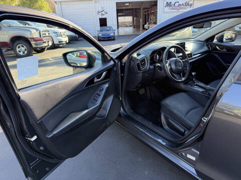 2015 Mazda MAZDA3 i Sport