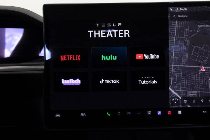 2023 Tesla Model X Standard Range