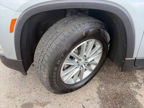 2023 Chevrolet Traverse LT