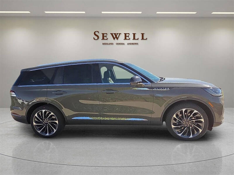 2025 Lincoln Aviator Reserve