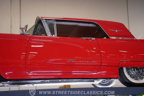 1960 Ford Thunderbird