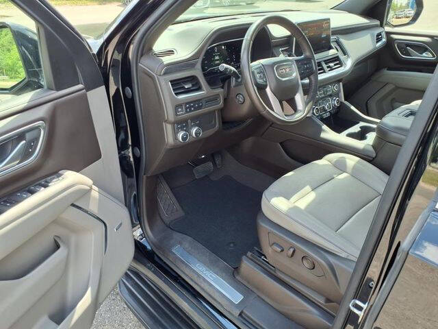 2022 GMC Yukon SLT