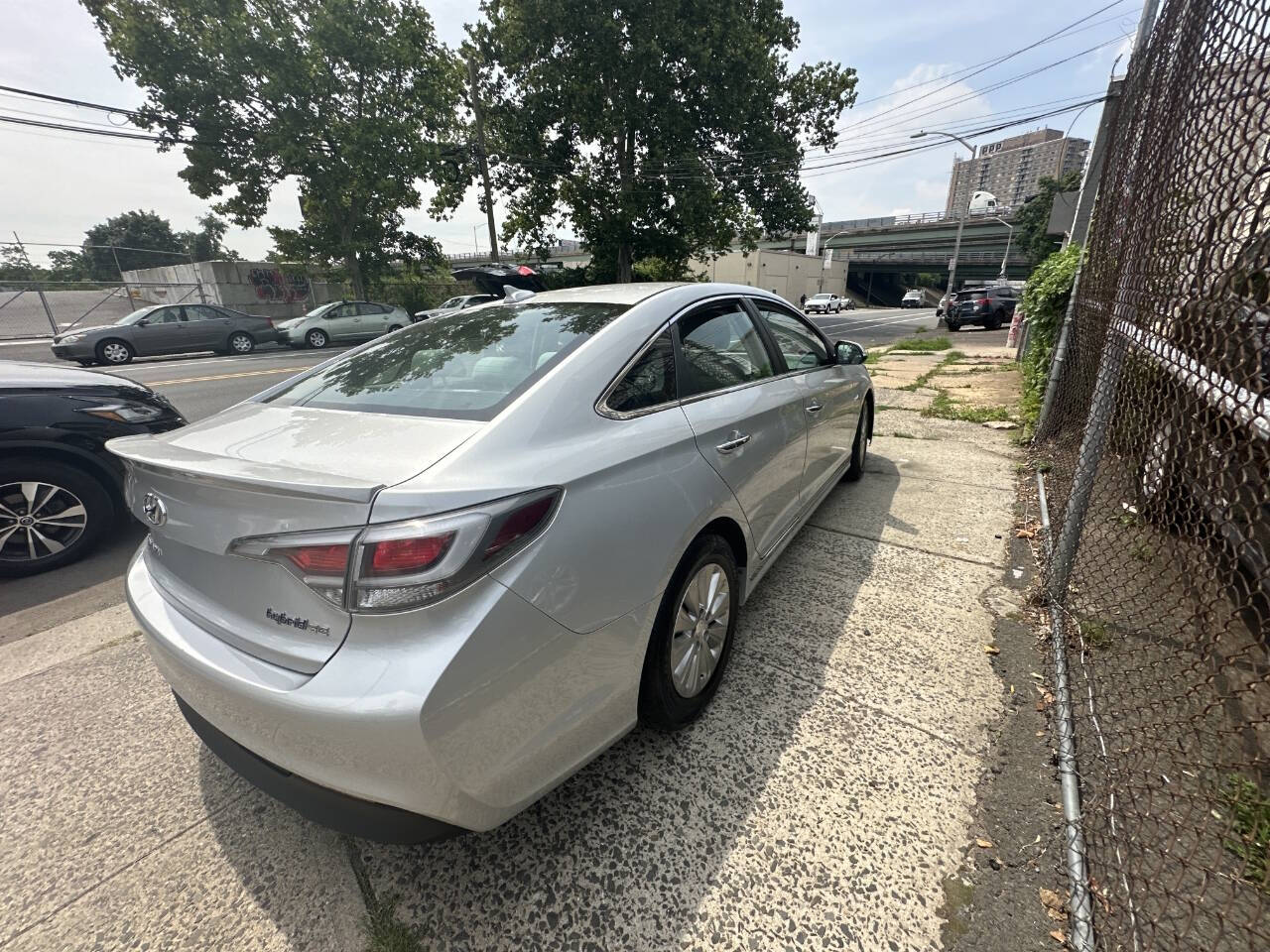 2016 Hyundai SONATA Hybrid for sale at 77 Auto Mall in Newark, NJ