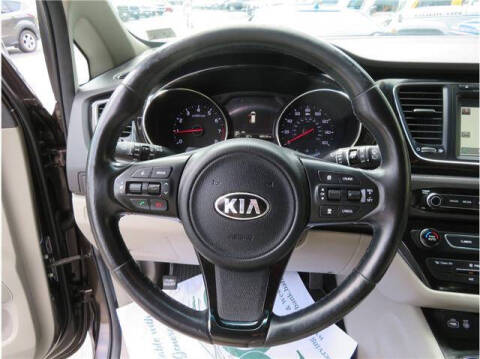 2016 Kia Sedona
