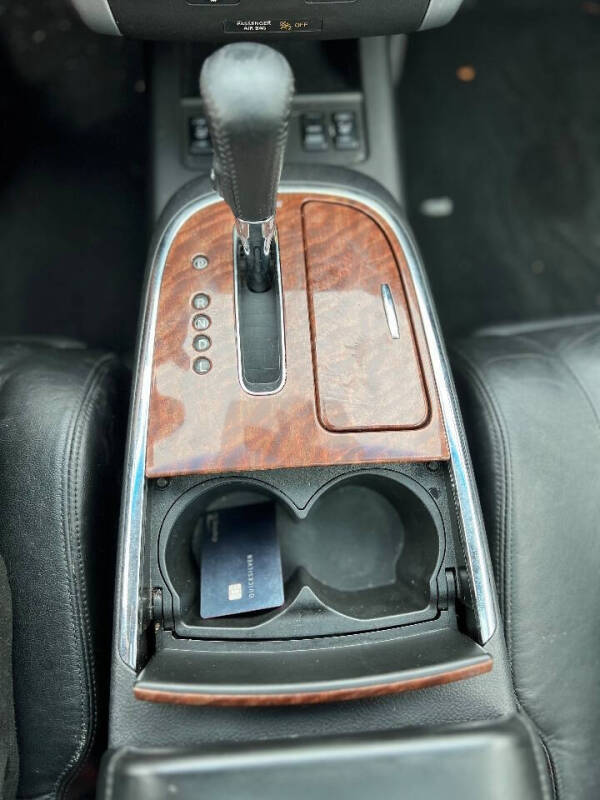 2010 Nissan Murano LE