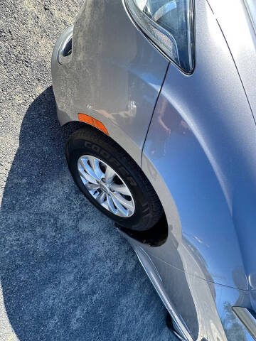 2017 Chrysler Pacifica Touring-L