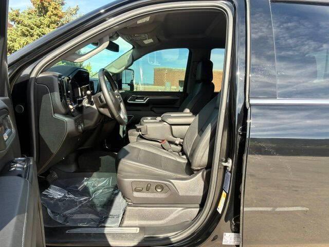 2025 Chevrolet Silverado 3500HD
