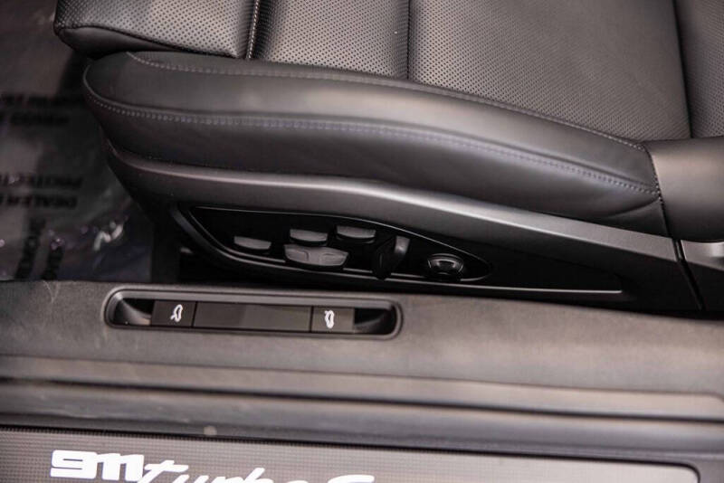 2025 Porsche 911 Turbo S