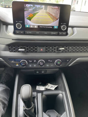 2025 Honda Accord SE