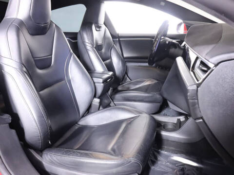 2015 Tesla Model S P85D