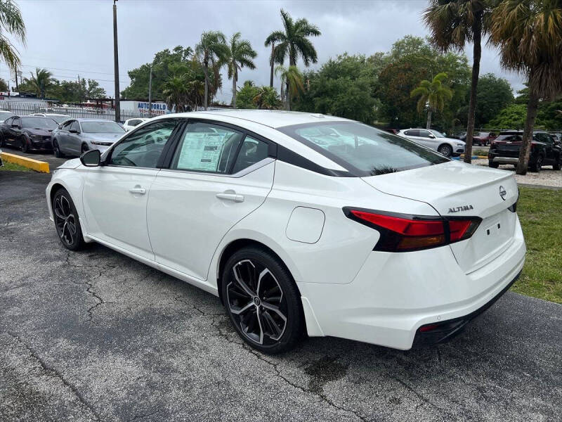 2025 Nissan Altima 2.5 SR