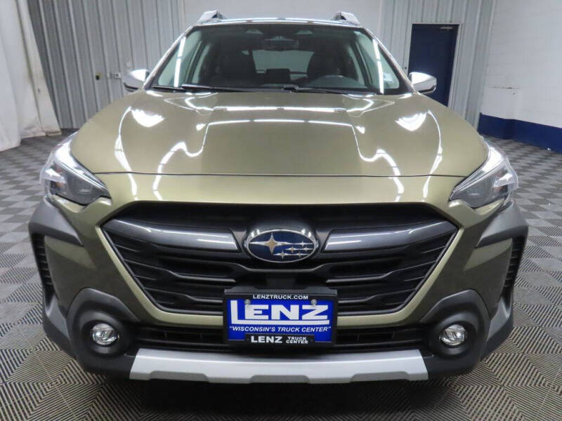 2023 Subaru Outback Touring