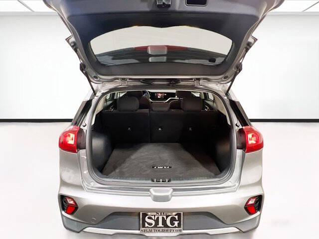 2022 Kia Niro LX