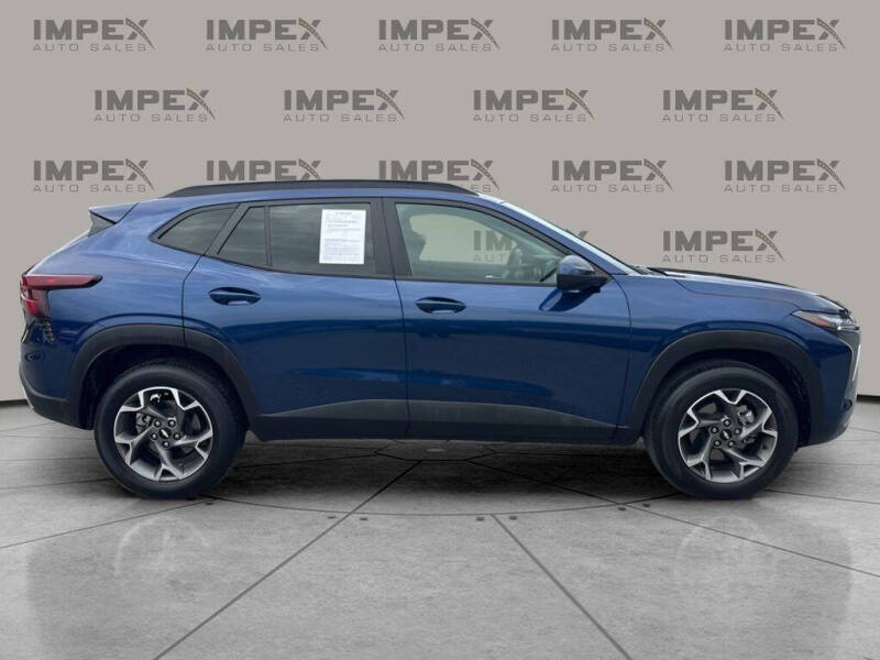 2024 Chevrolet Trax LT