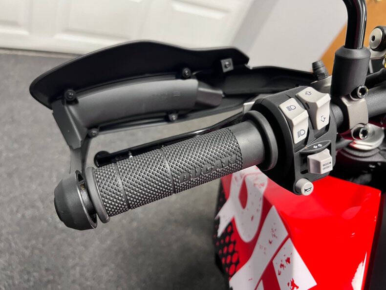 2022 Ducati Hypermotard 950 RVE