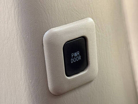 2008 Toyota Sienna XLE