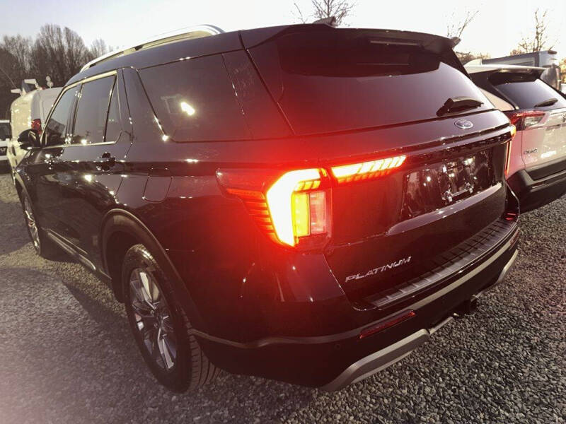 2025 Ford Explorer Platinum