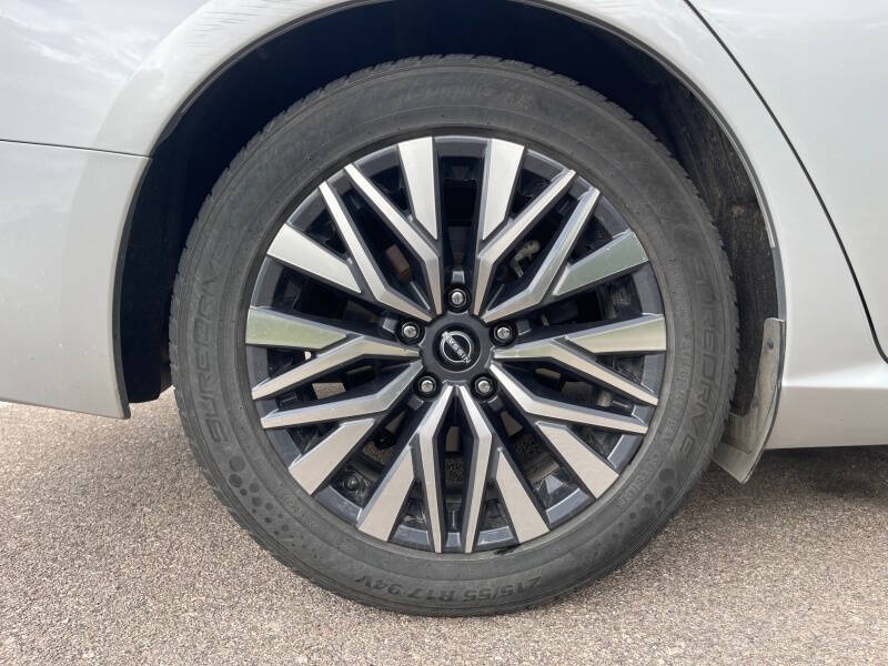 2023 Nissan Altima 2.5 SV