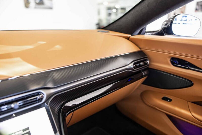 2026 Aston Martin Vantage