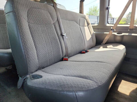 2017 Chevrolet Express LT 3500