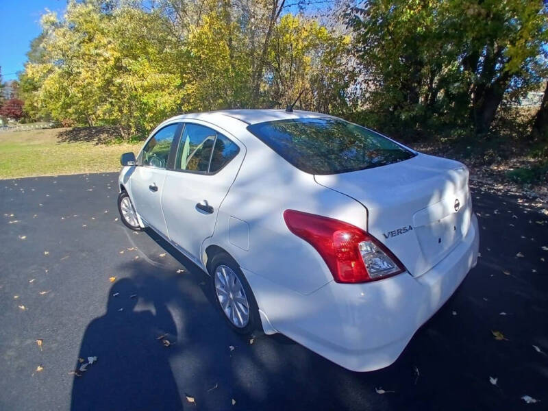 2014 Nissan Versa 1.6 S