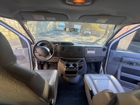 2014 Ford E-Series E-150