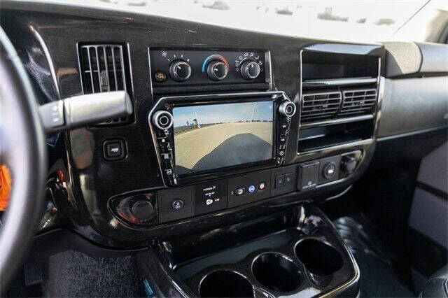 2021 Chevrolet Express 2500