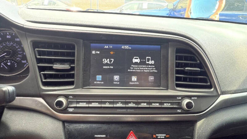 2019 Hyundai Elantra