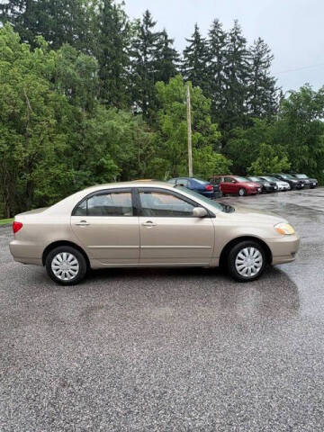 2004 Toyota Corolla LE