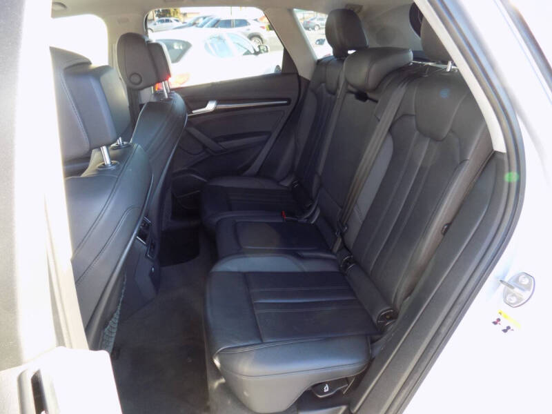 2018 Audi Q5 2.0T quattro Premium Plus