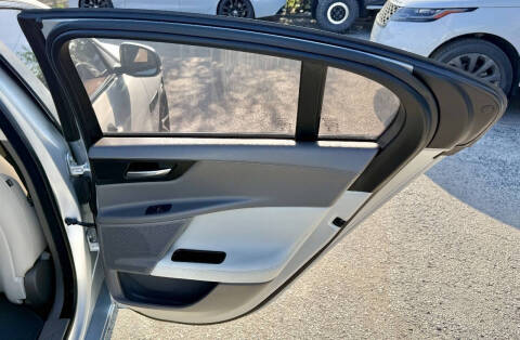 2017 Jaguar XE 35t Prestige