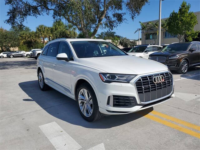 2020 Audi Q7 quattro Premium Plus 55 TFSI