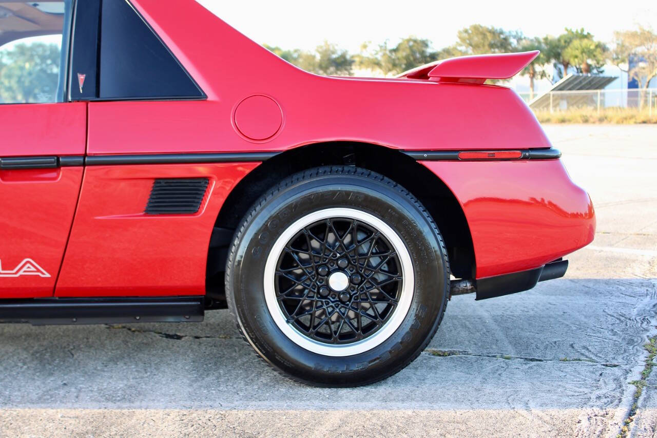 1988 Pontiac Fiero 51