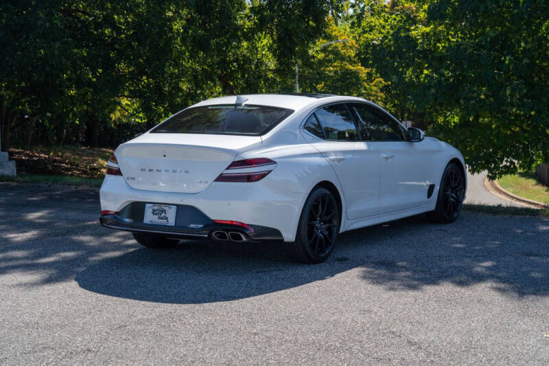 2022 Genesis G70