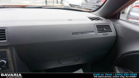 2014 Dodge Challenger R/T Plus